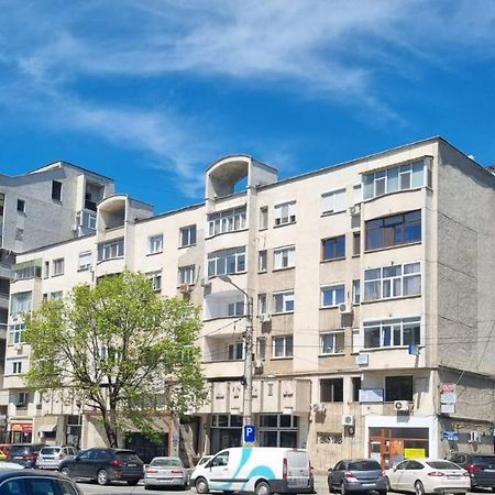 Garsoniera Craiova Centru Apartment Exterior photo